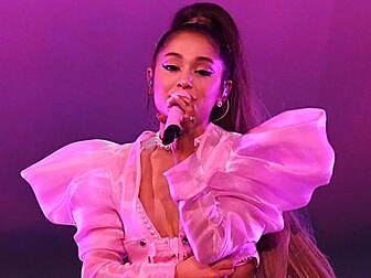 Ariana Grande Spotted In Cruml...